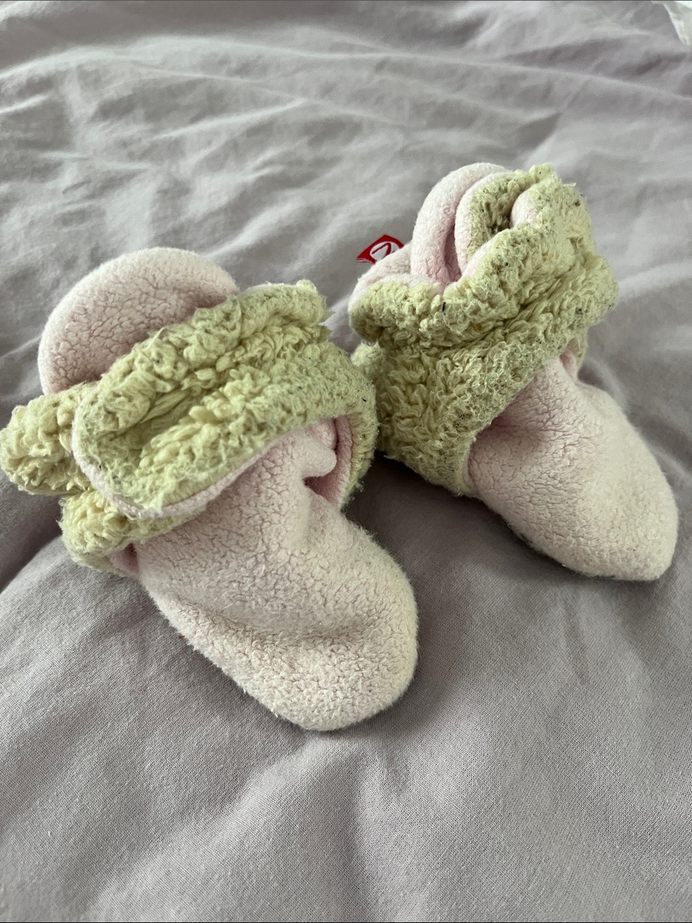 ZUTANO Fleece and Sherpa Booties - Pink and tan - size 12M